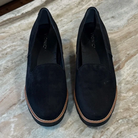 VIONIC Willa Water repellant black wedges- Size 9.5 - Picture 2 of 8